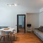 Navigli Area - Urban Oasis In Design Courtyard