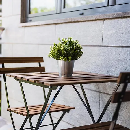 Apartment Navigli Area - Urban Oasis In Design Courtyard
